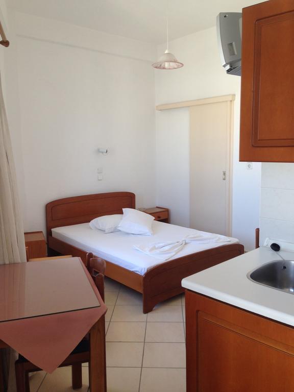 Lito Apartment Kokkari Bagian luar foto
